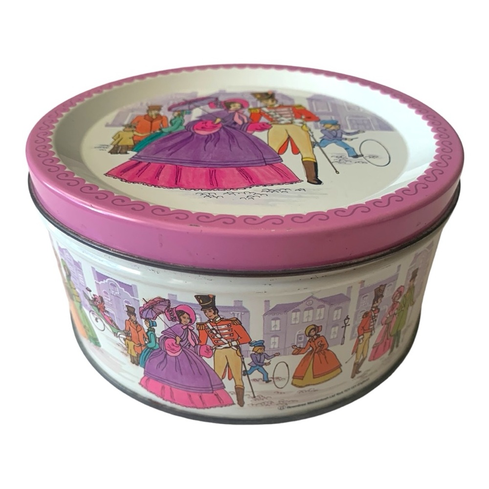 VTG Mackintosh Quality Street England Victorian Solider Tin Collectible